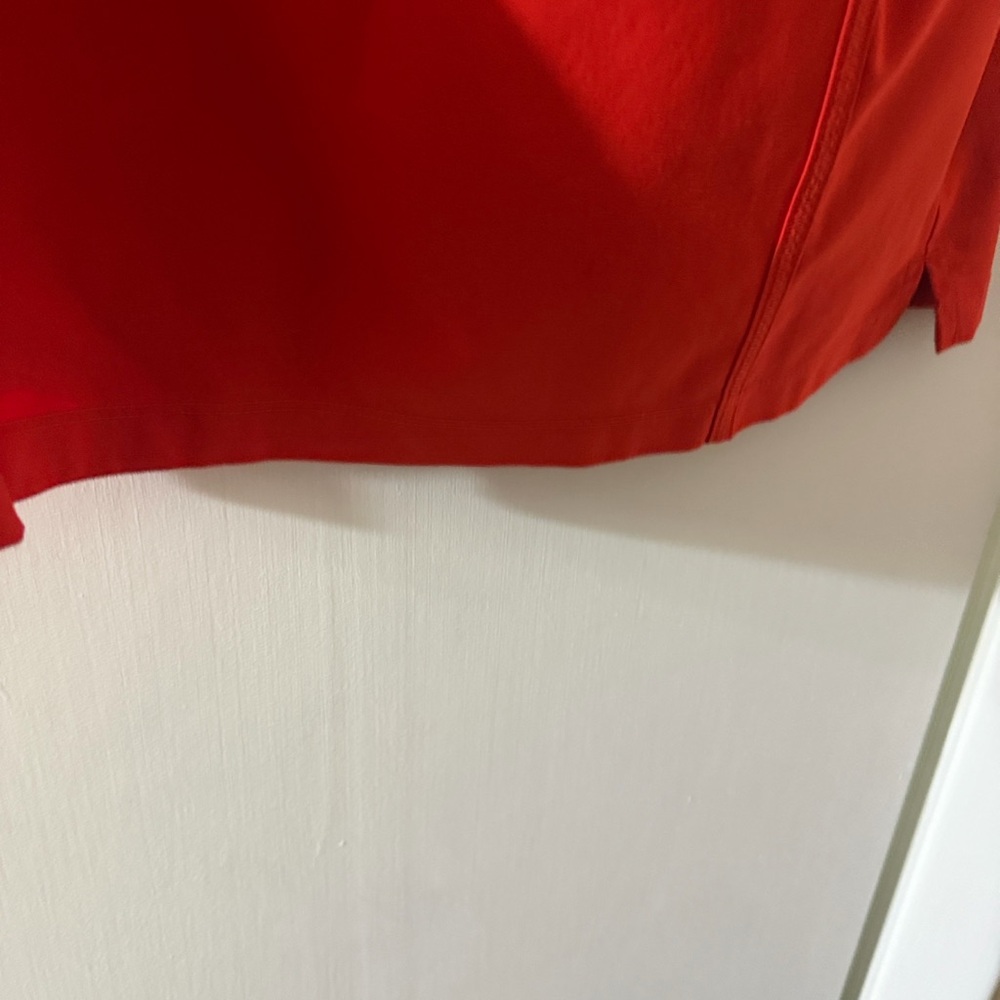 Adidas Bold Red skirt with built in shorts and pockets size Medium - Picture 7 of 9